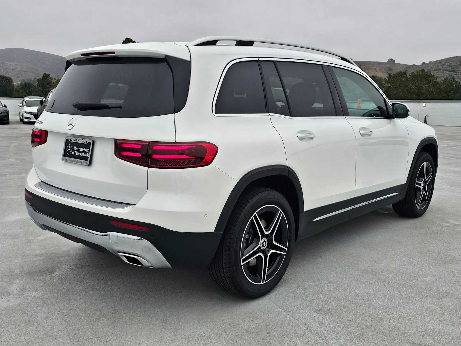 2026 Mercedes-Benz GLB 250 SUV