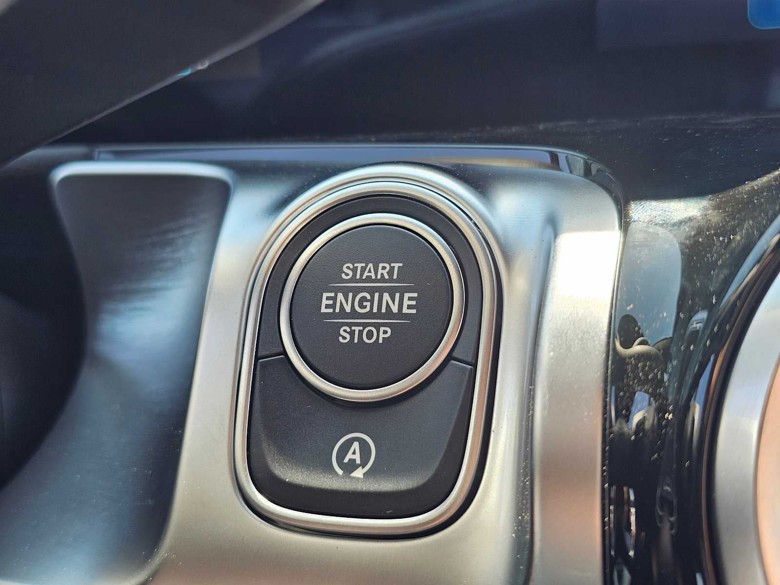 2026 Mercedes-Benz GLB 250 SUV