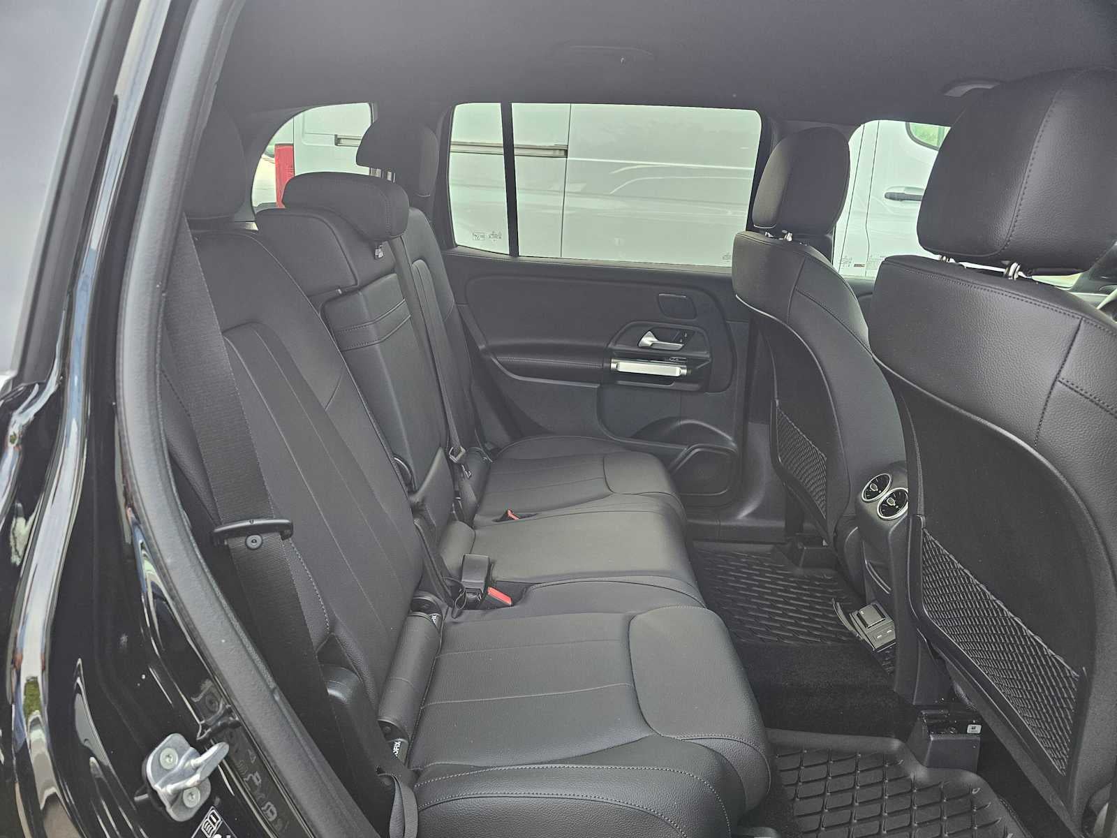 2026 Mercedes-Benz GLB 250 SUV