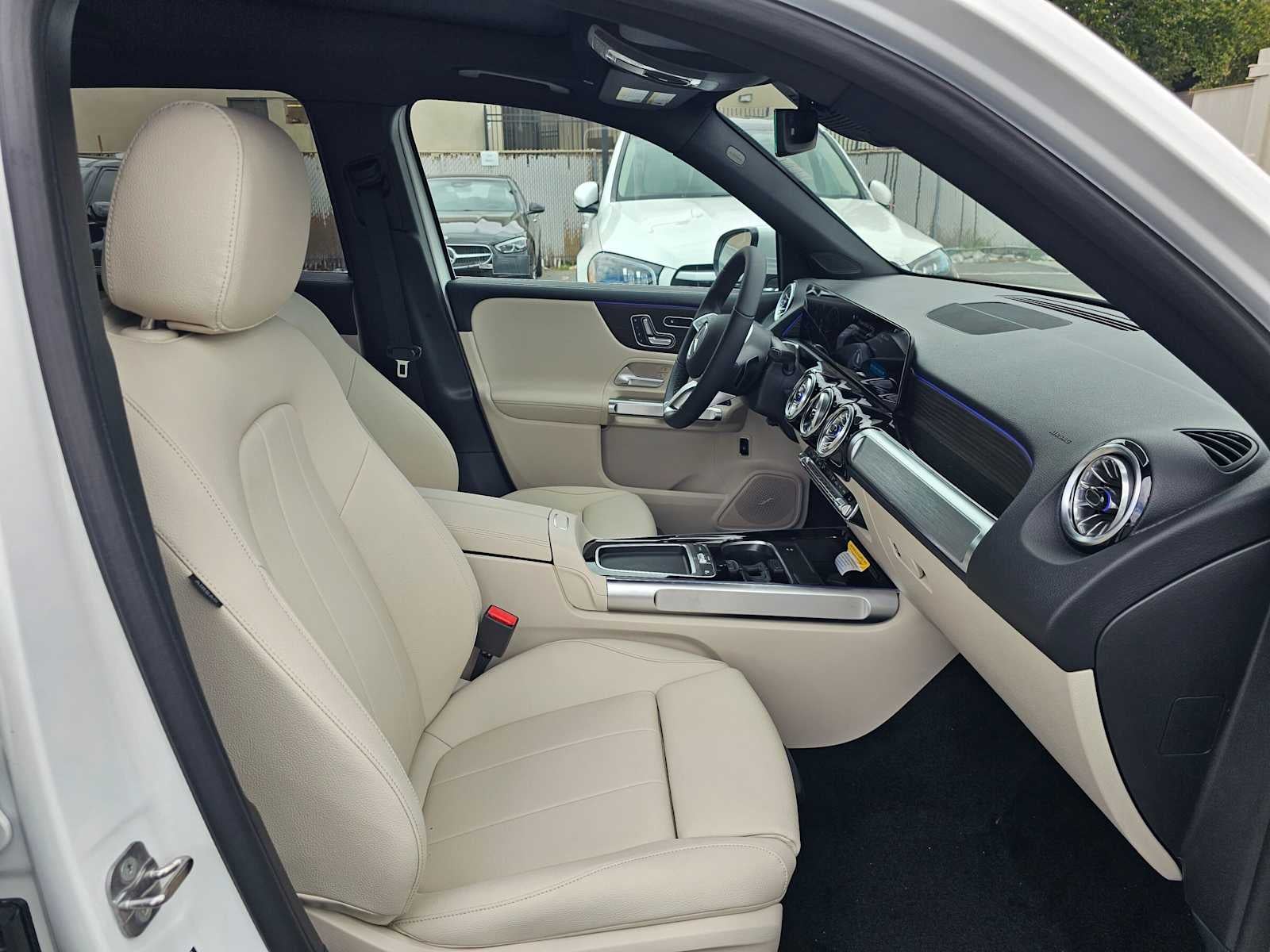 2026 Mercedes-Benz GLB 250 SUV
