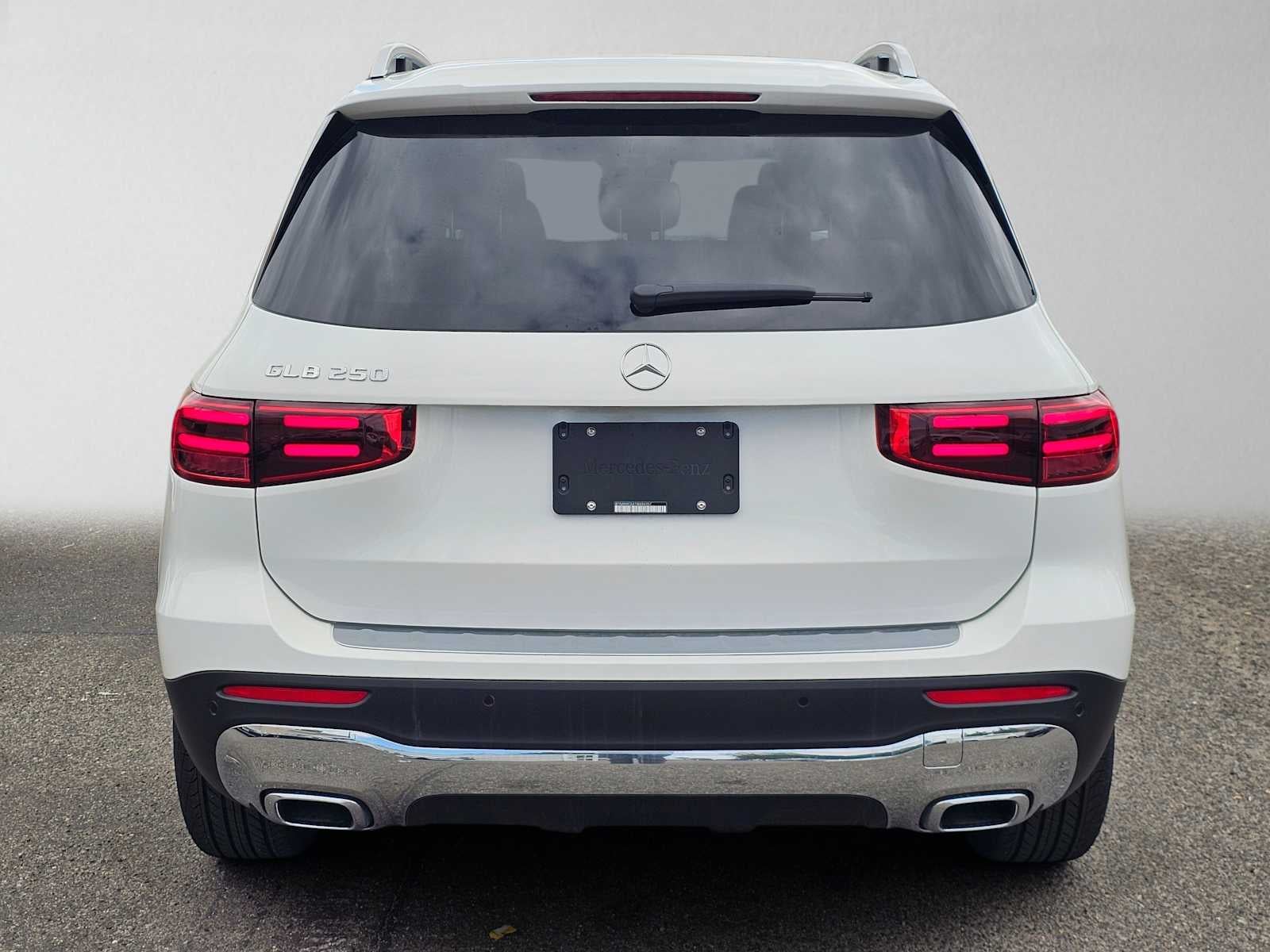 2026 Mercedes-Benz GLB 250 SUV