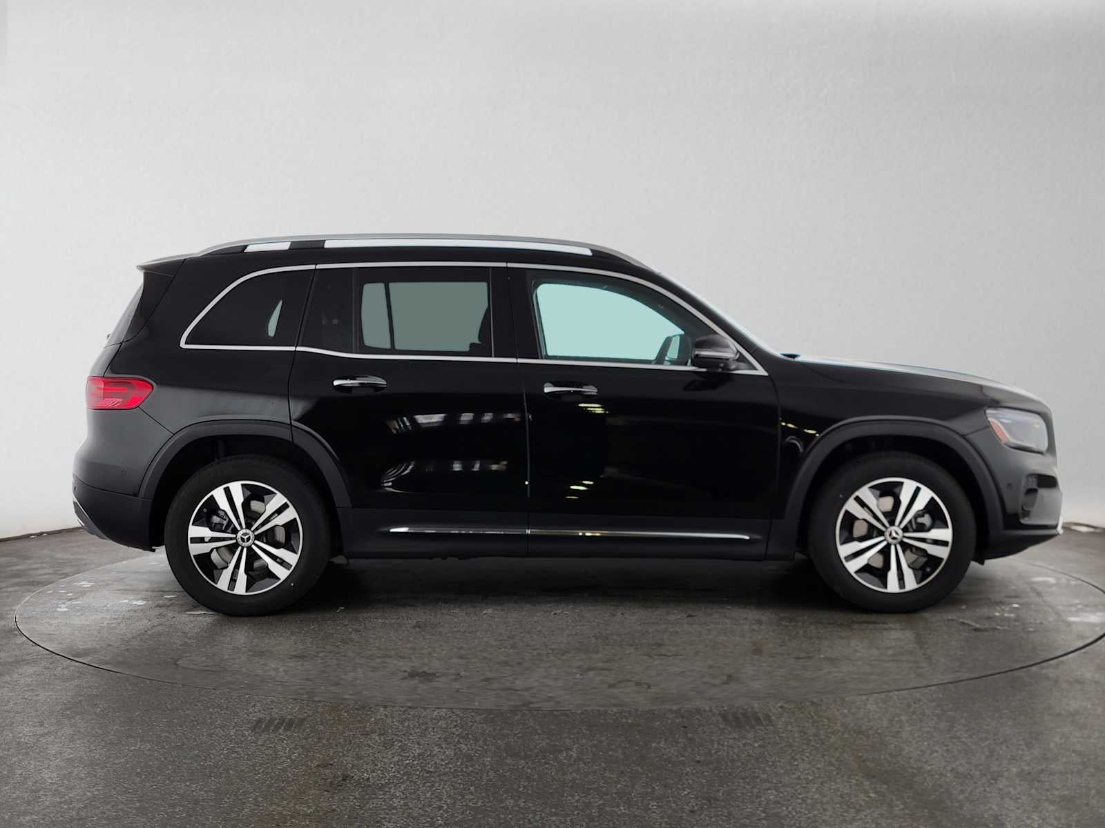 2026 Mercedes-Benz GLB 250 SUV