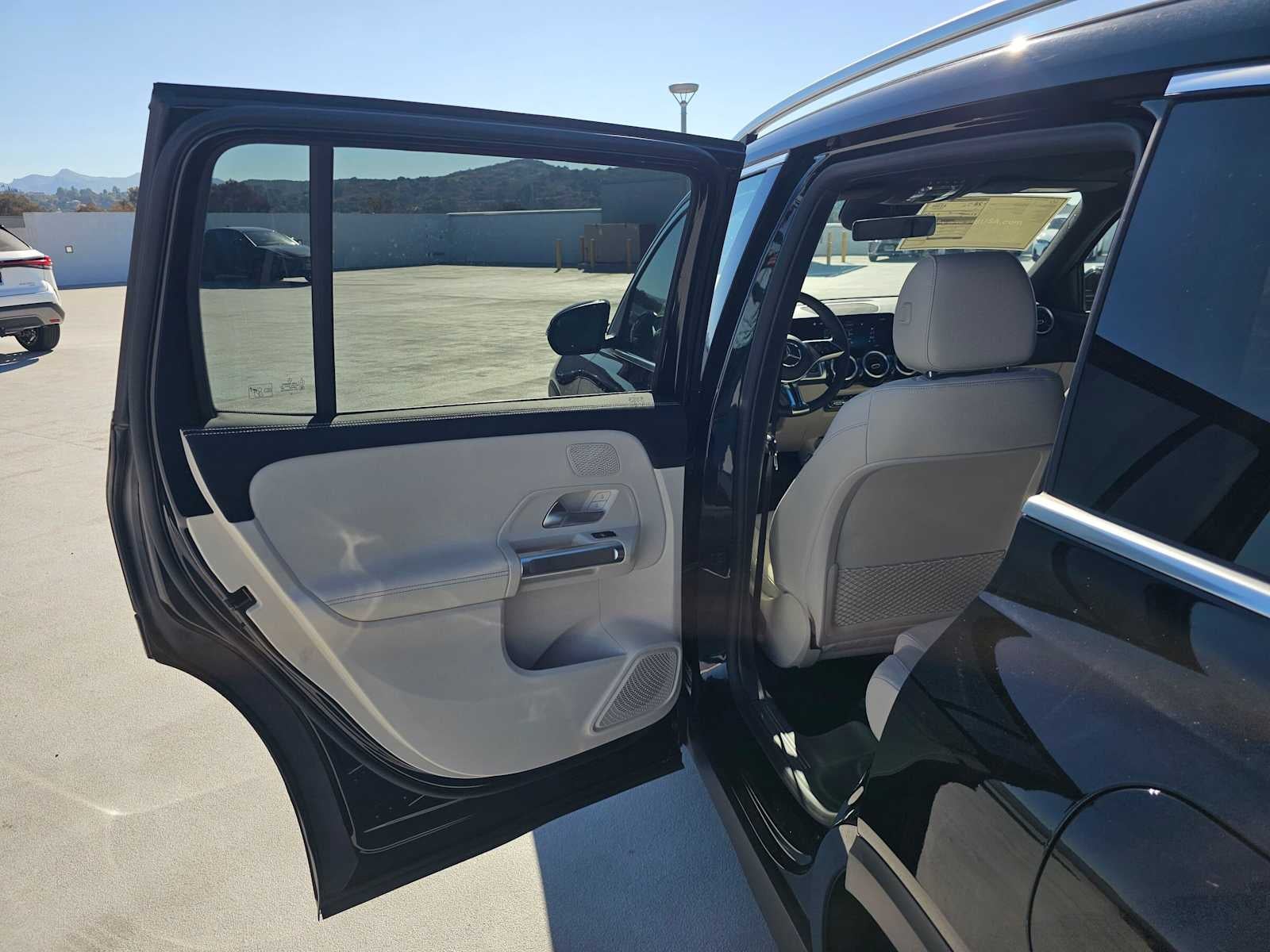 2026 Mercedes-Benz GLB 250 SUV