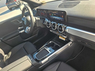 2026 Mercedes-Benz GLB 250 SUV