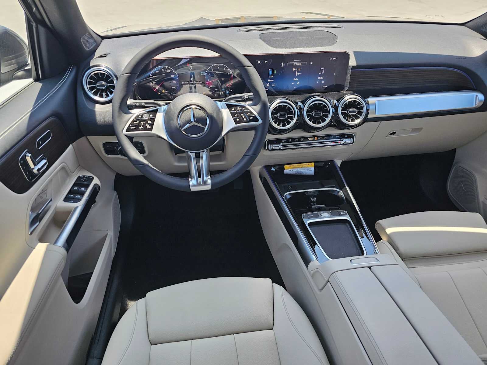 2026 Mercedes-Benz GLB 250 SUV