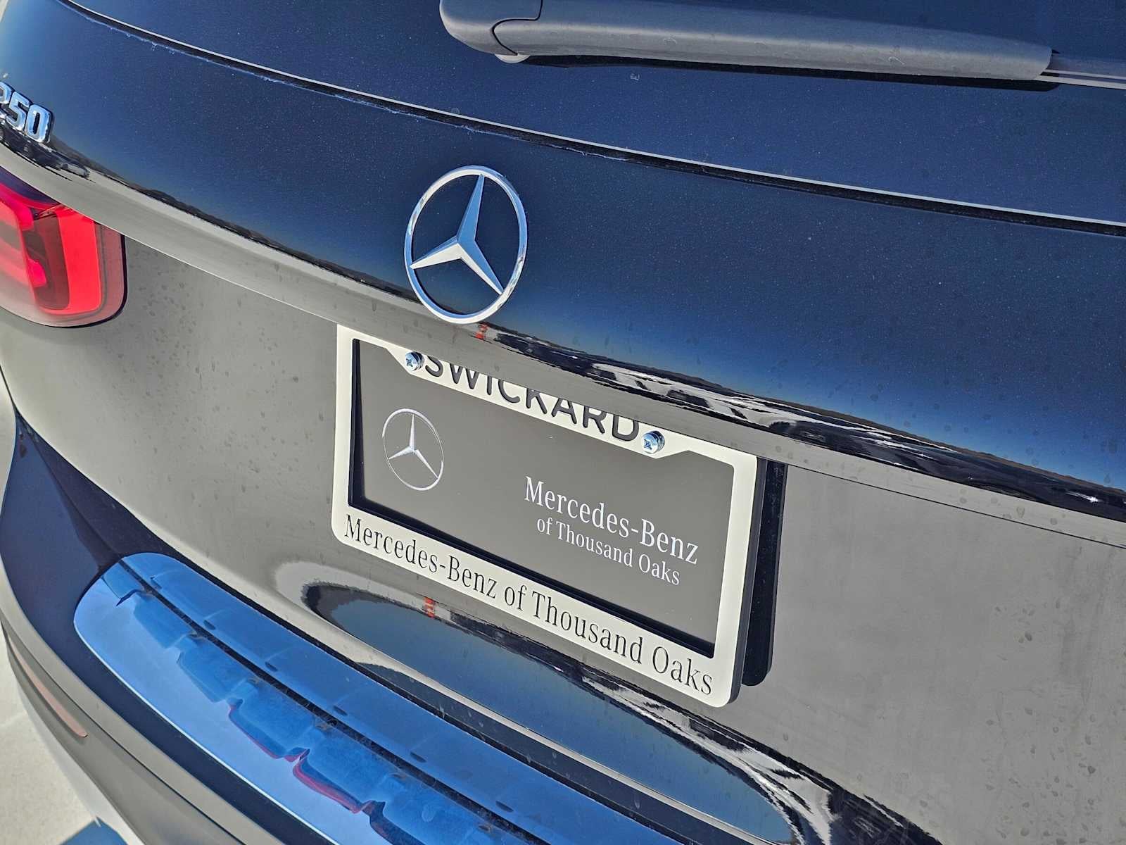 2026 Mercedes-Benz GLB 250 SUV