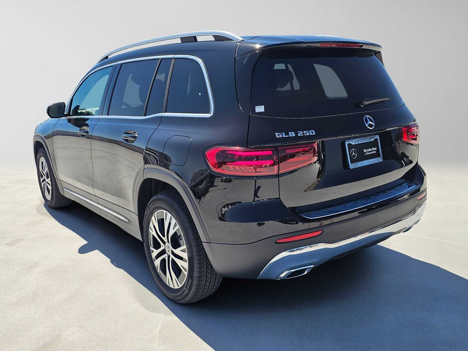 2026 Mercedes-Benz GLB 250 SUV