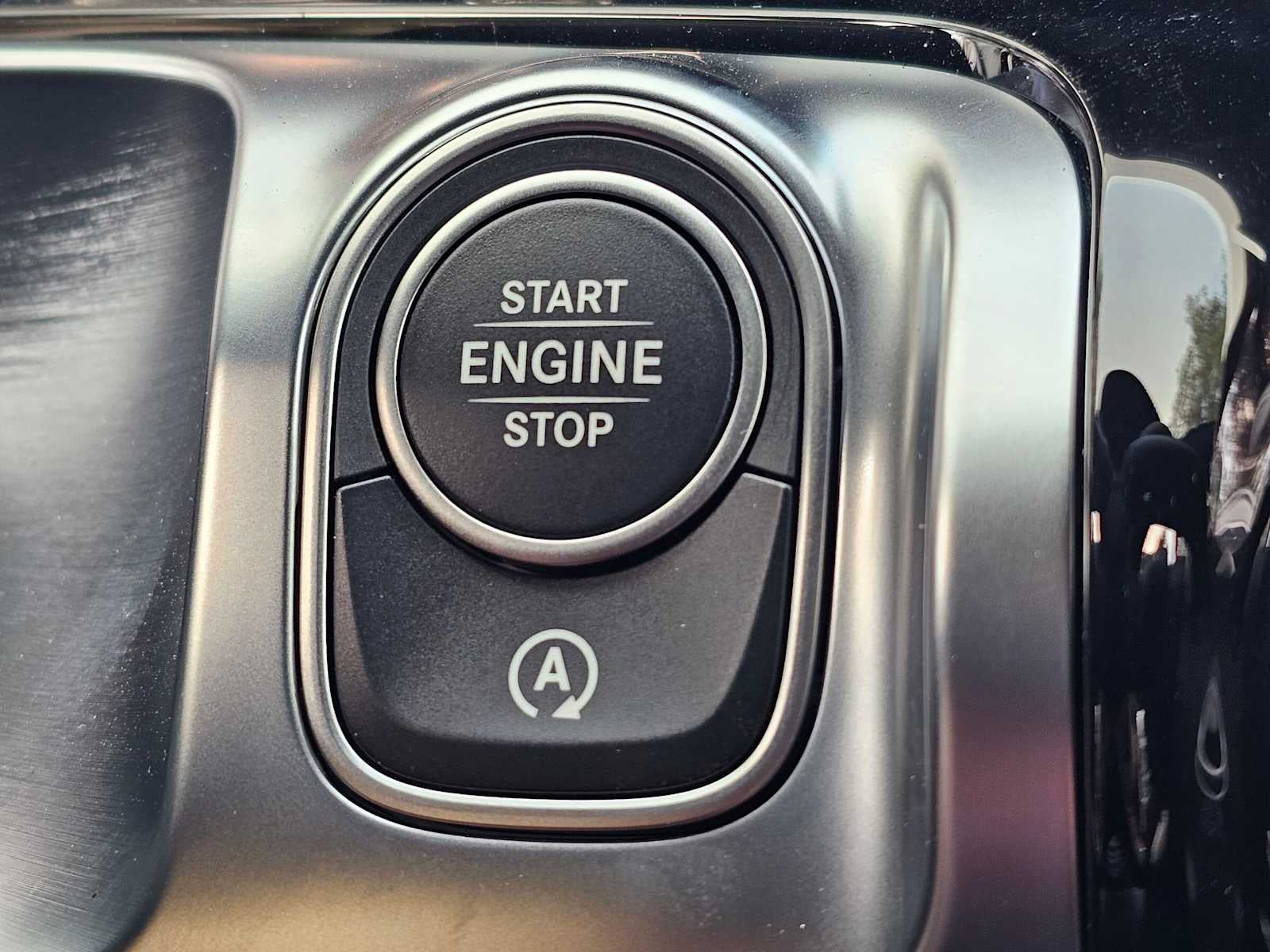 2026 Mercedes-Benz GLB 250 SUV