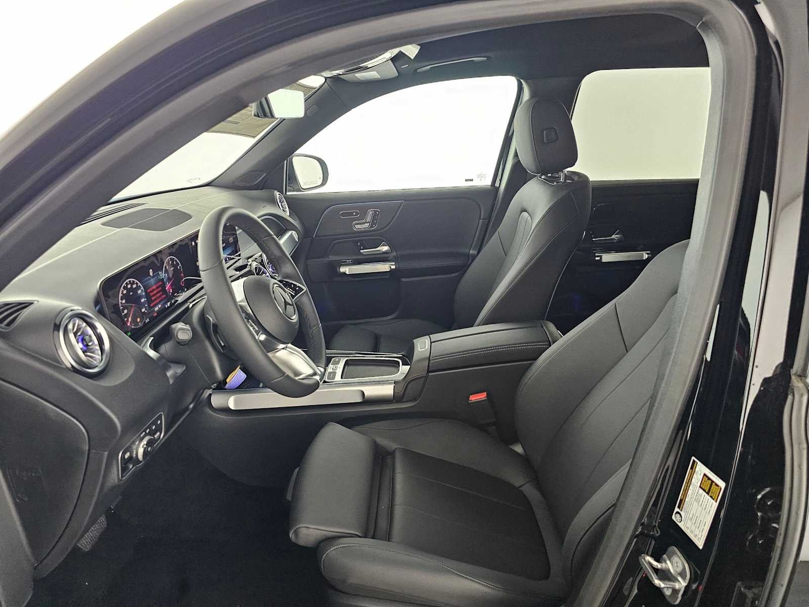 2026 Mercedes-Benz GLB 250 SUV