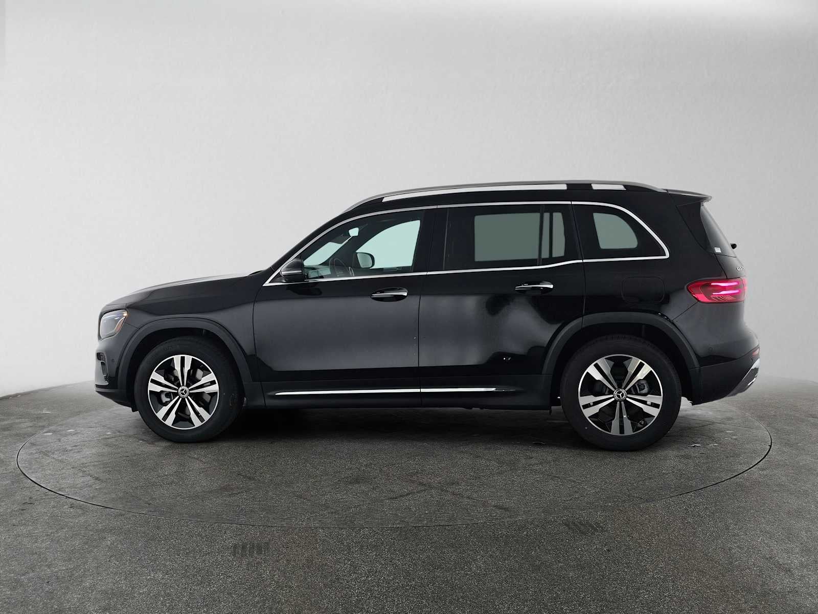 2026 Mercedes-Benz GLB 250 SUV