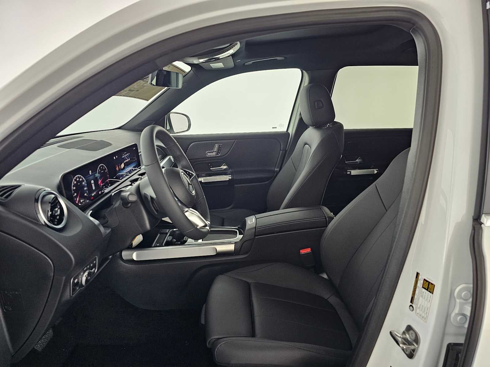 2026 Mercedes-Benz GLB 250 SUV