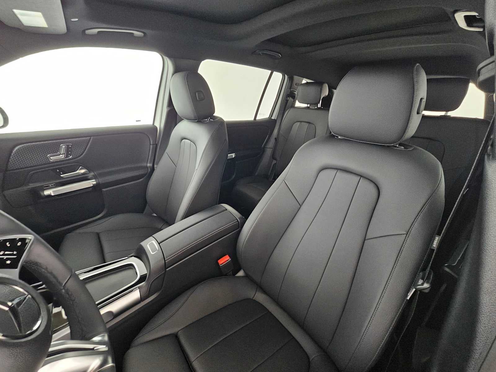 2026 Mercedes-Benz GLB 250 SUV