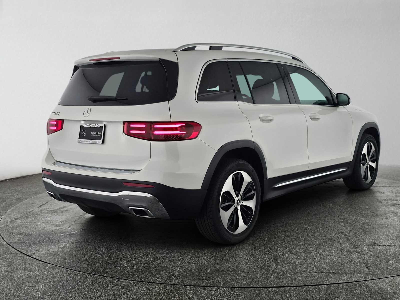 2026 Mercedes-Benz GLB 250 SUV