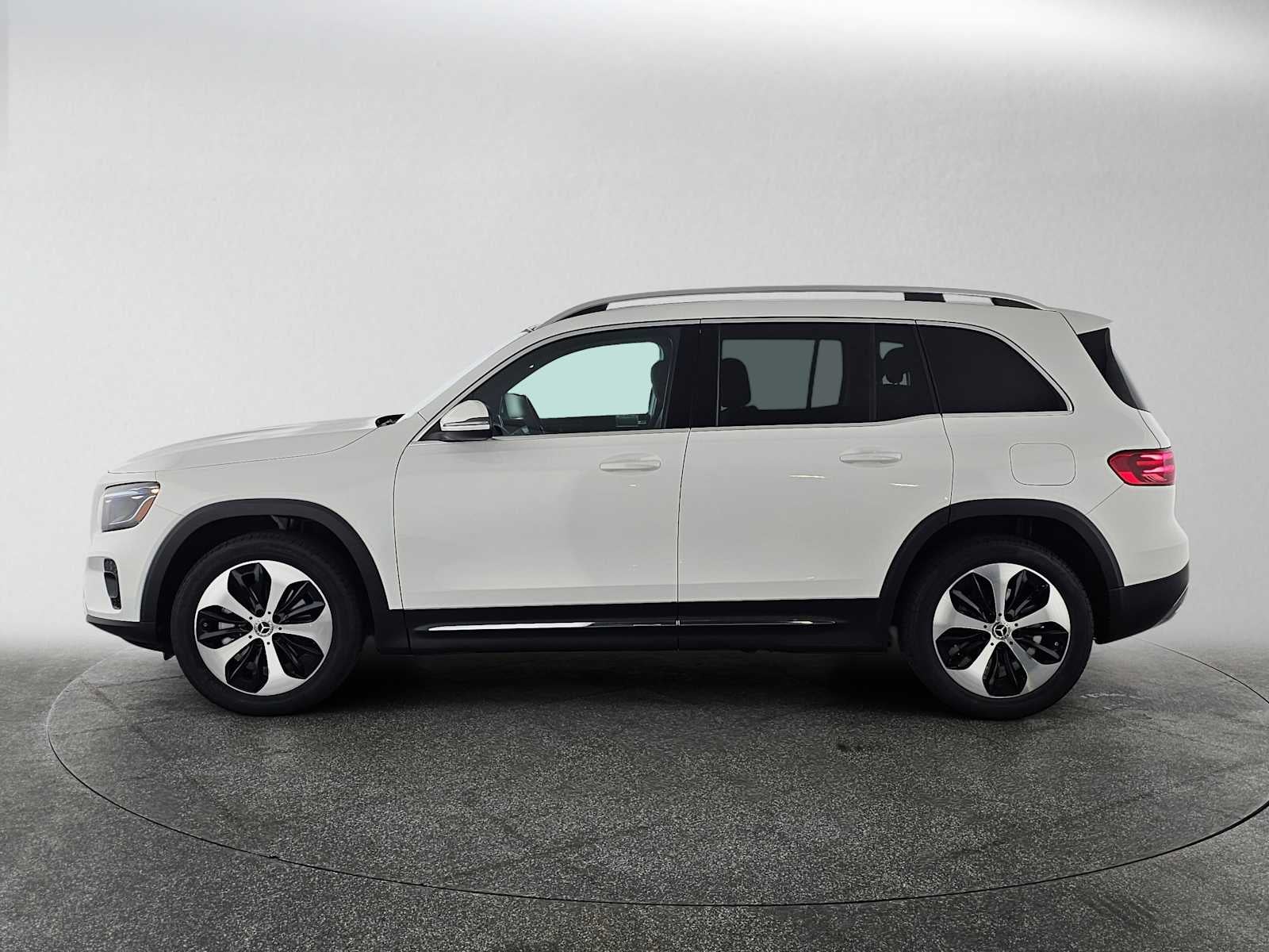 2026 Mercedes-Benz GLB 250 SUV