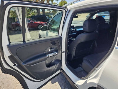 2026 Mercedes-Benz GLB 250 SUV