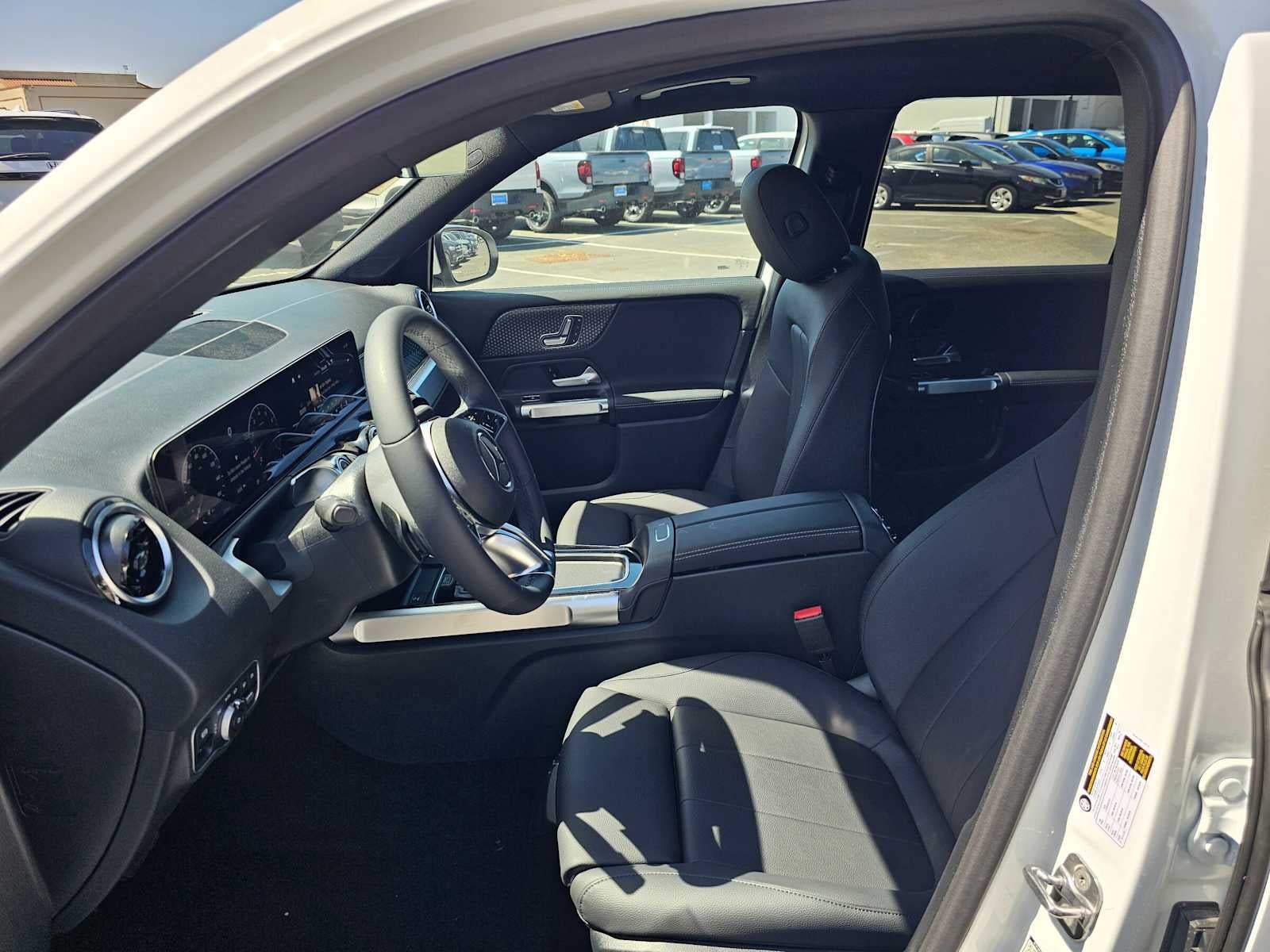 2026 Mercedes-Benz GLB 250 SUV