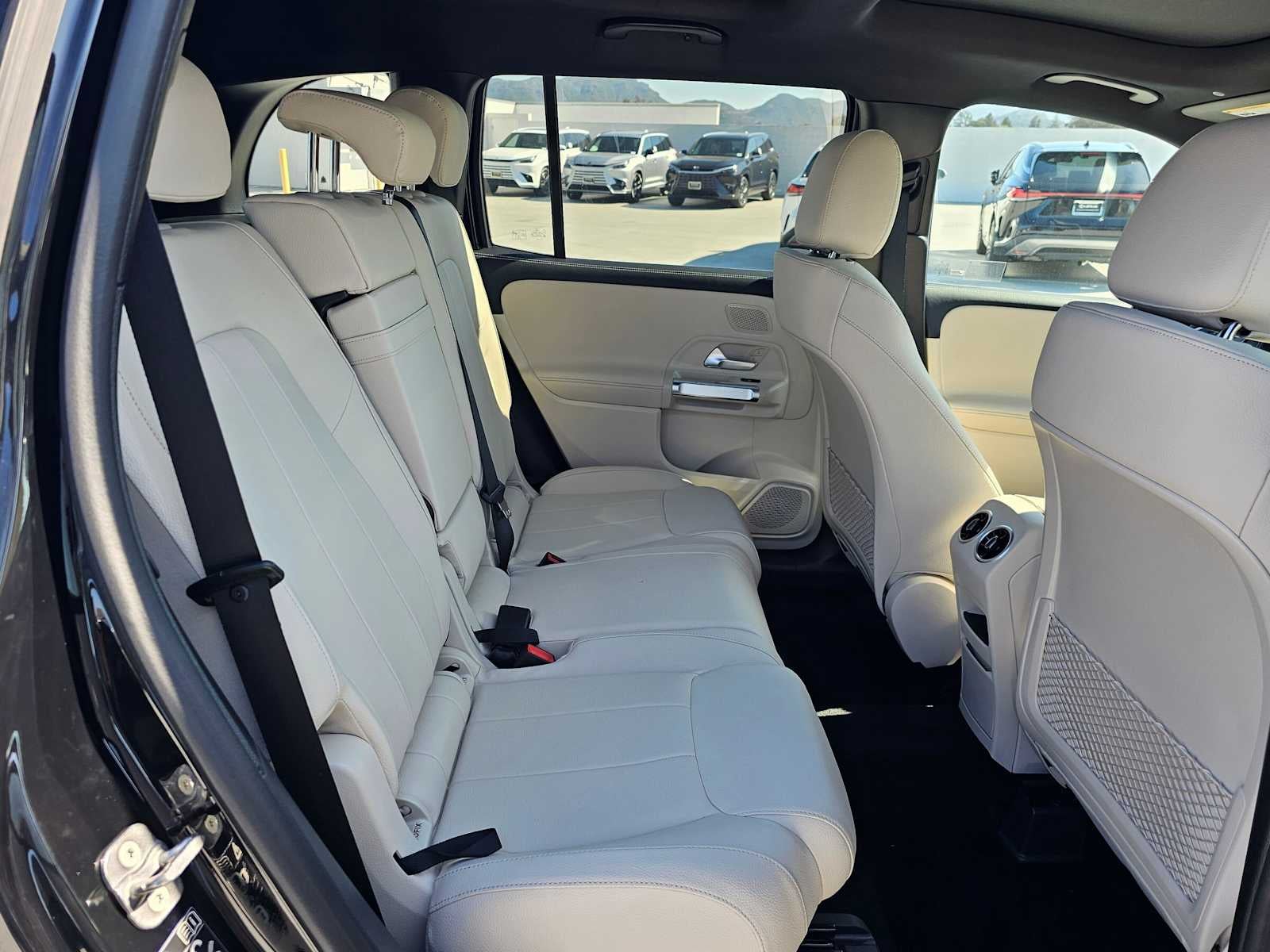 2026 Mercedes-Benz GLB 250 SUV