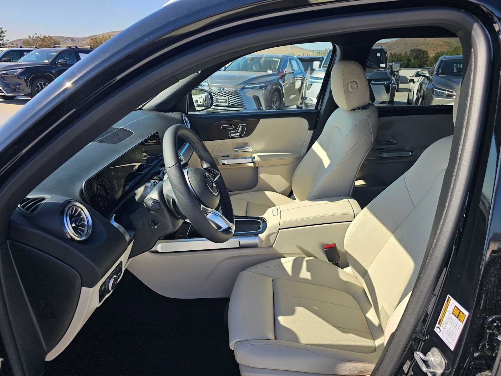 2026 Mercedes-Benz GLB 250 SUV