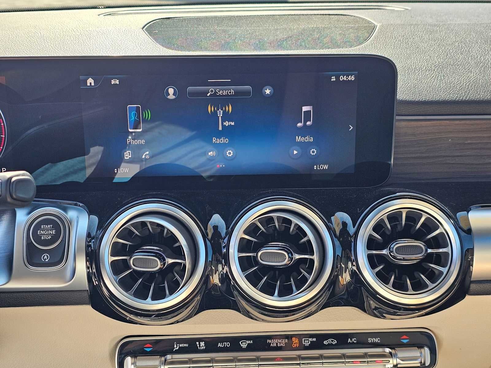 2026 Mercedes-Benz GLB 250 SUV