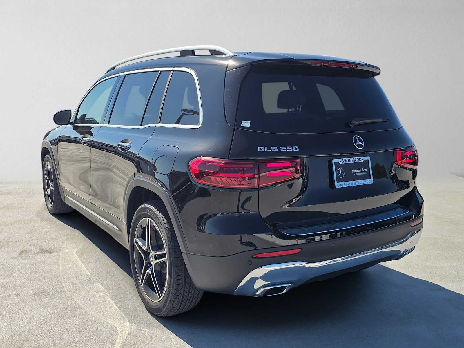 2026 Mercedes-Benz GLB 250 SUV