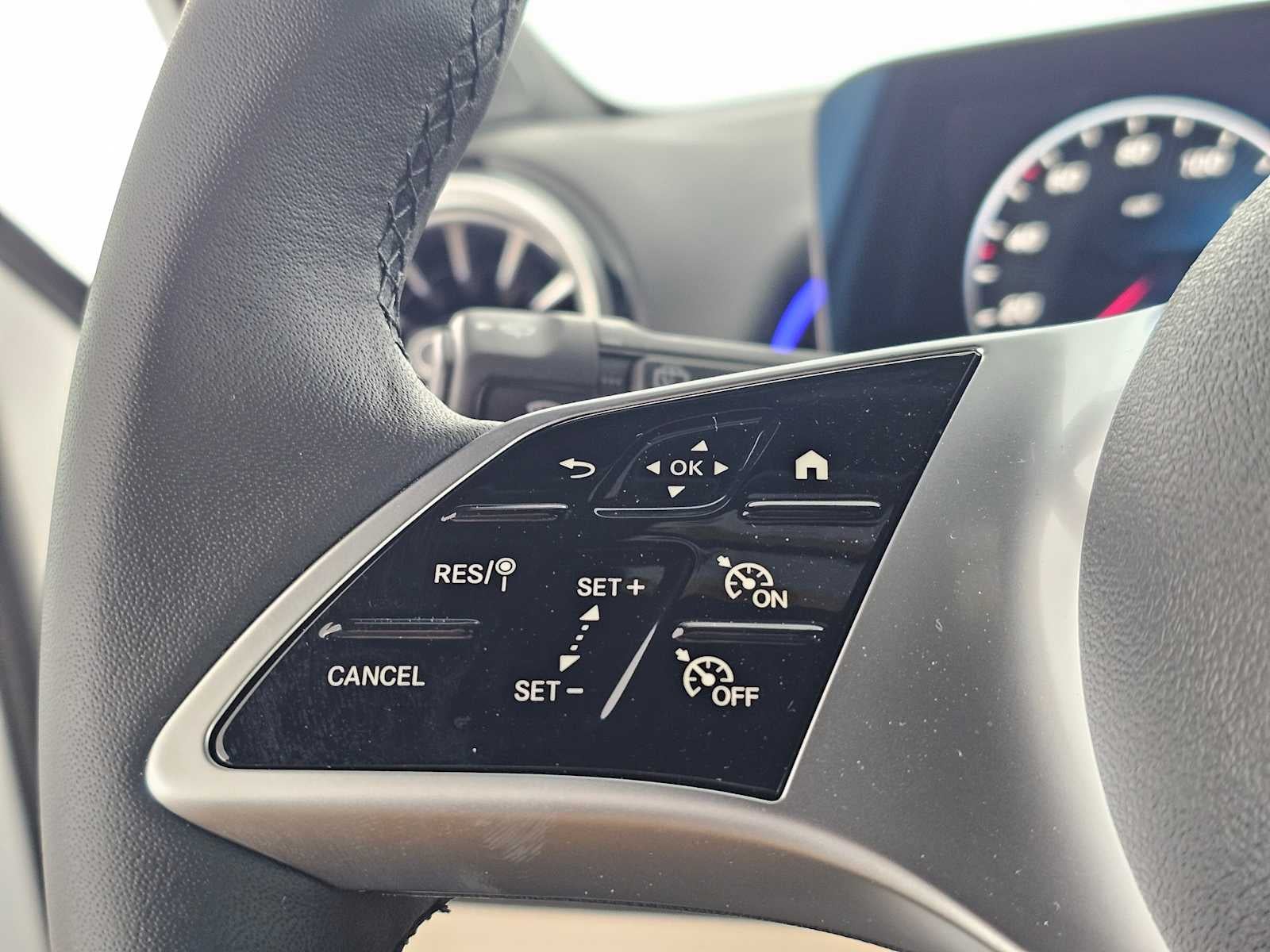 2026 Mercedes-Benz GLB 250 SUV