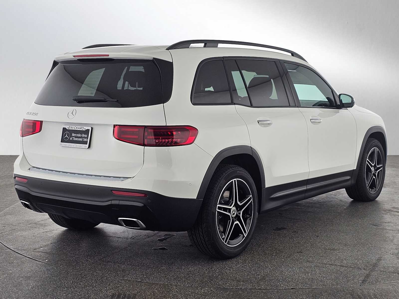 2026 Mercedes-Benz GLB 250 SUV