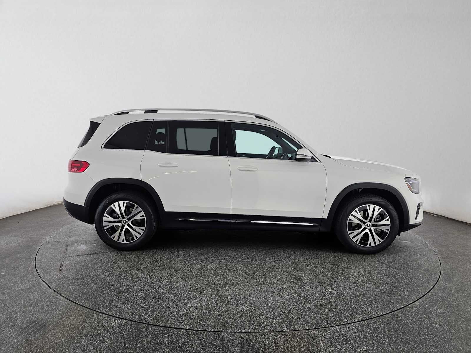 2026 Mercedes-Benz GLB 250 SUV