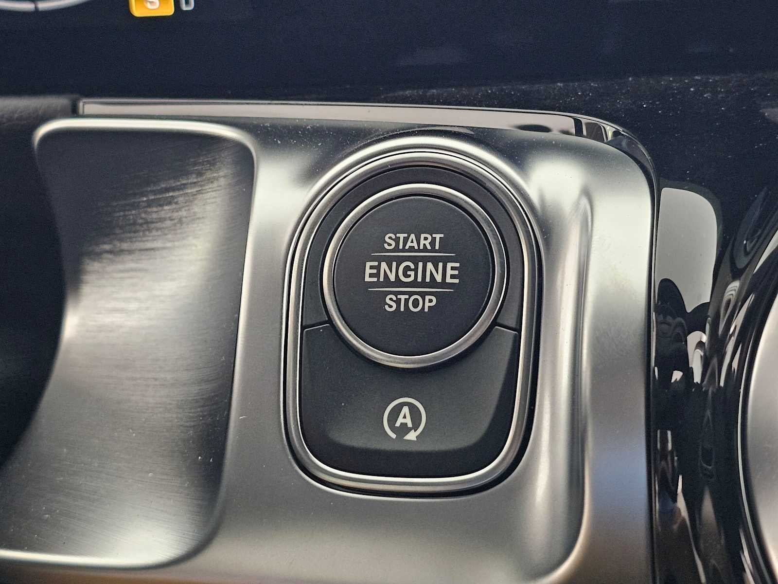 2026 Mercedes-Benz GLB 250 SUV