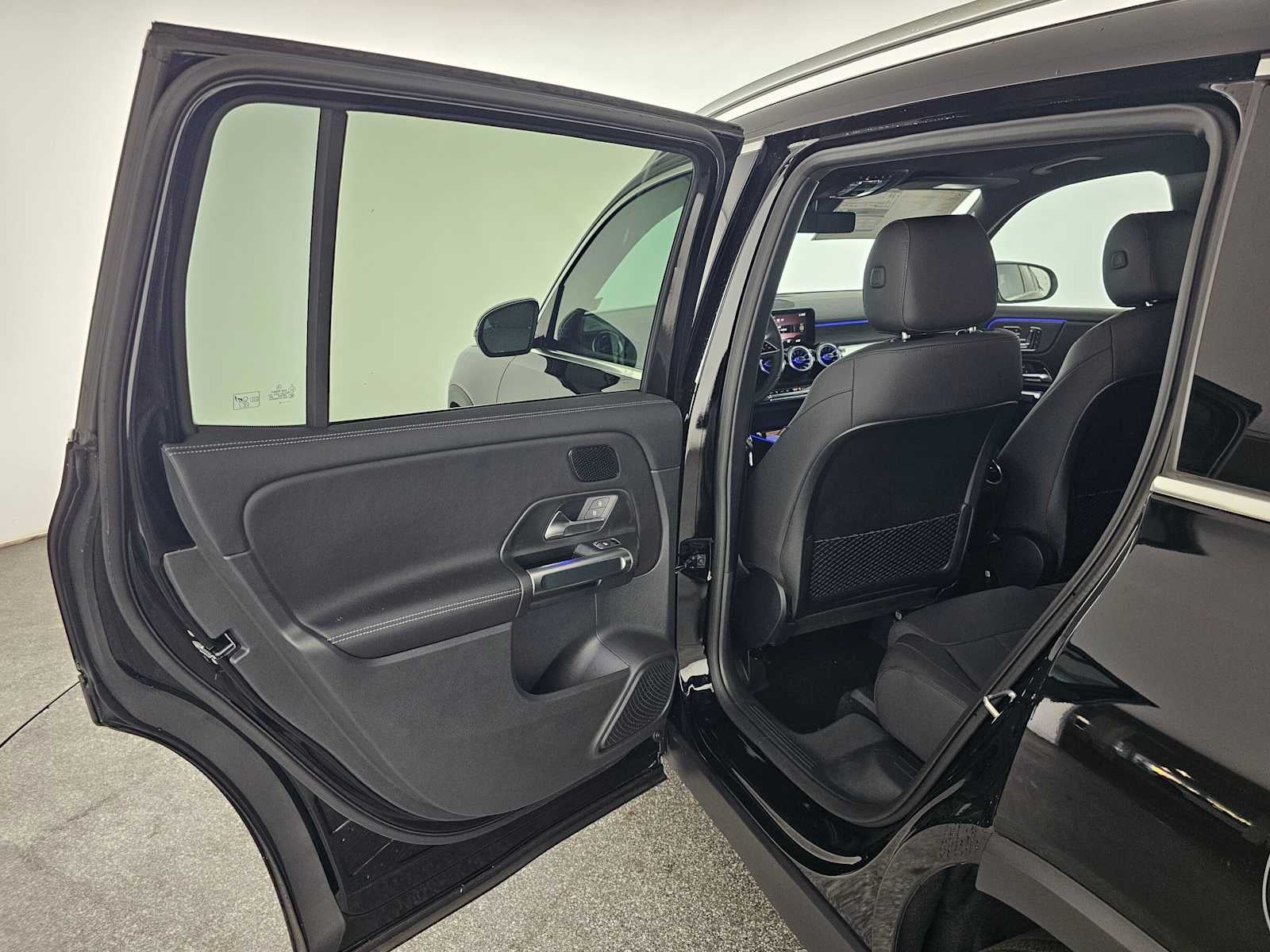 2026 Mercedes-Benz GLB 250 SUV