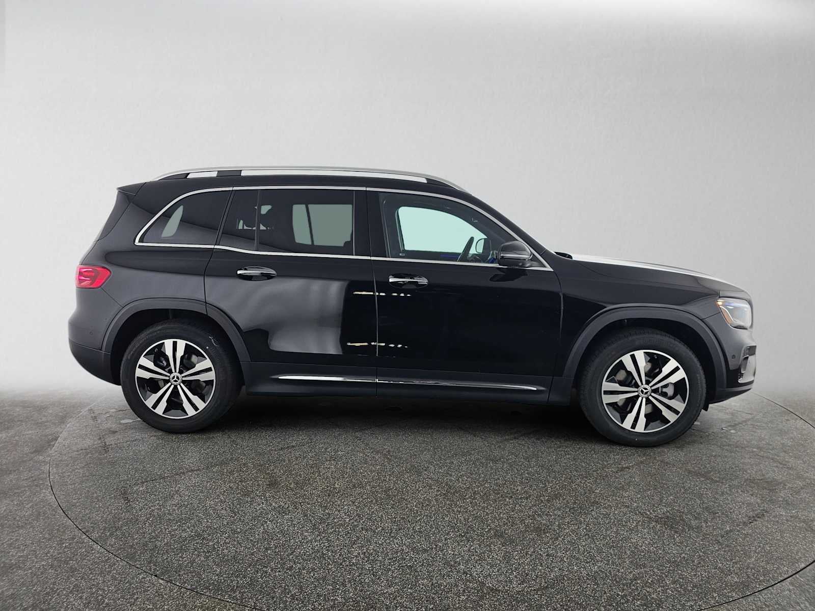 2026 Mercedes-Benz GLB 250 SUV