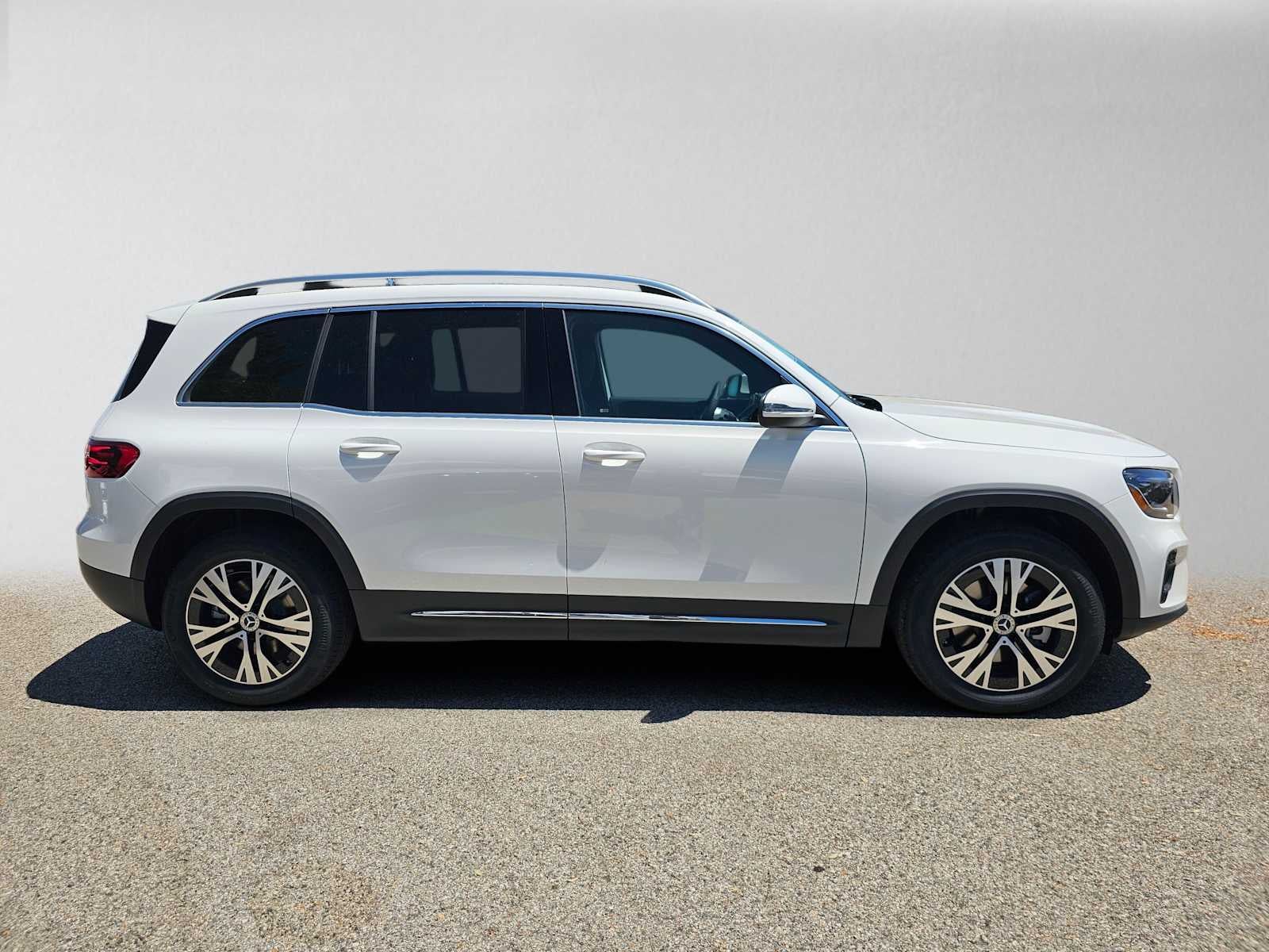 2026 Mercedes-Benz GLB 250 SUV