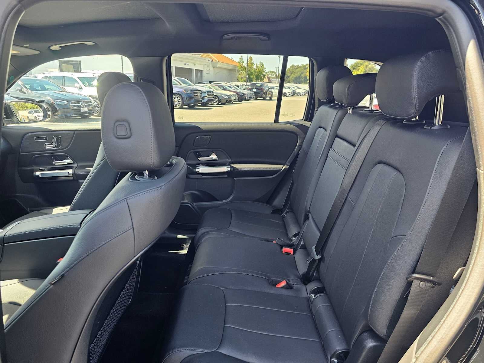 2026 Mercedes-Benz GLB 250 SUV