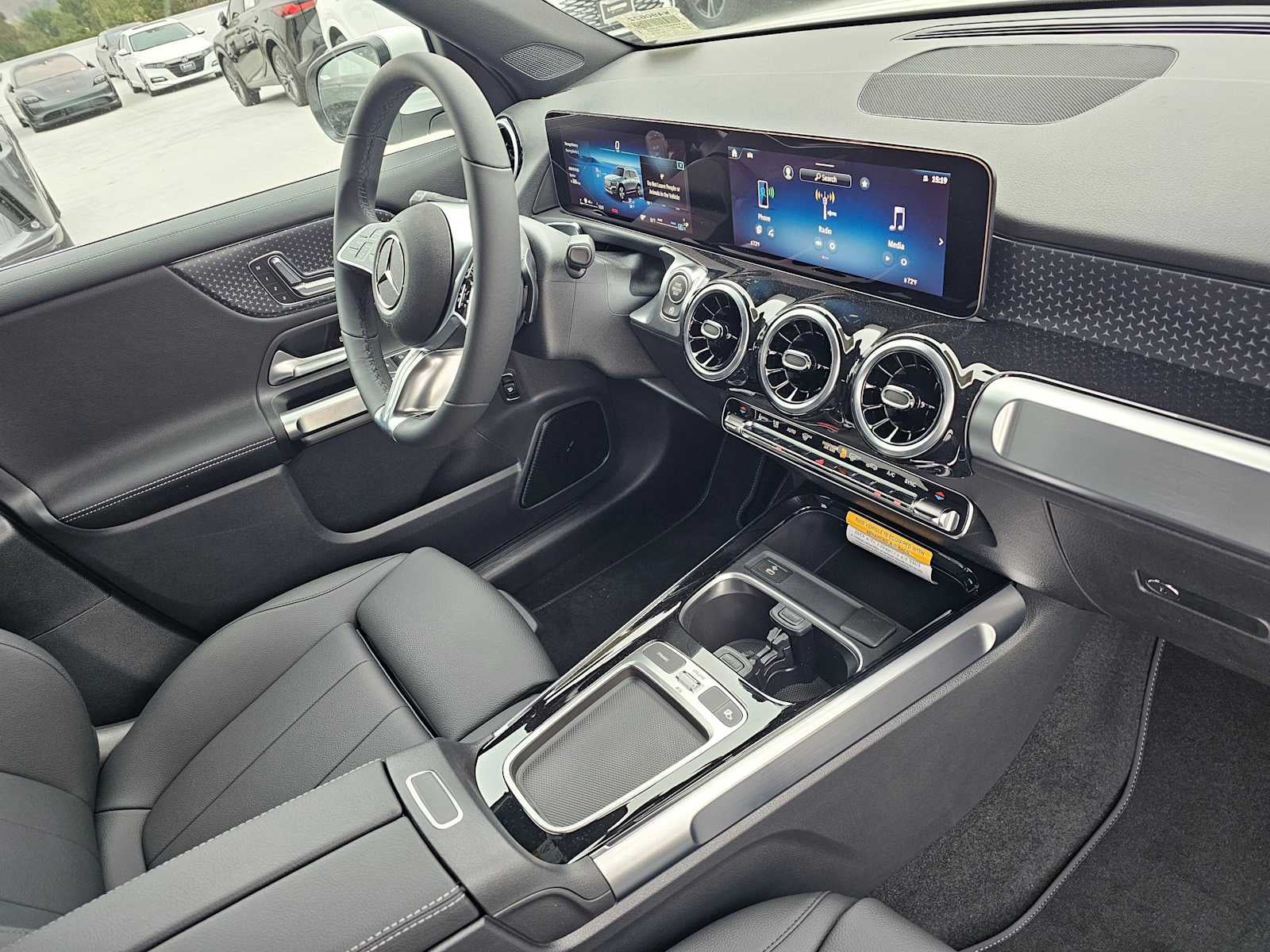 2026 Mercedes-Benz GLB 250 SUV