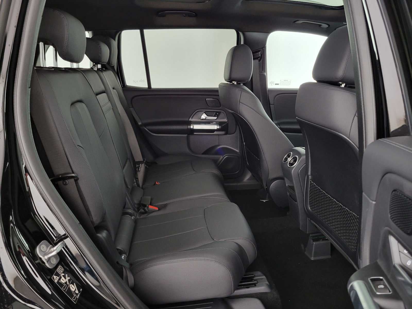 2026 Mercedes-Benz GLB 250 SUV