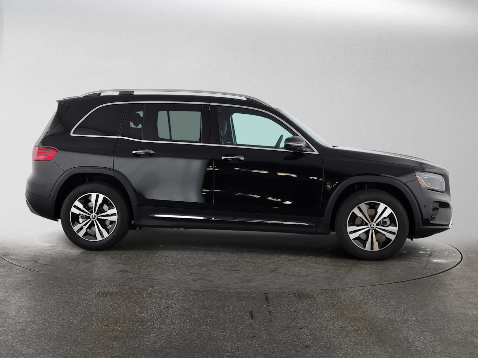2026 Mercedes-Benz GLB 250 SUV