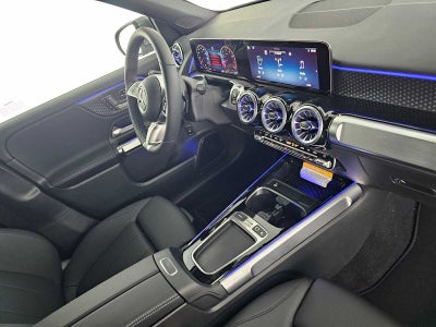 2026 Mercedes-Benz GLB 250 SUV