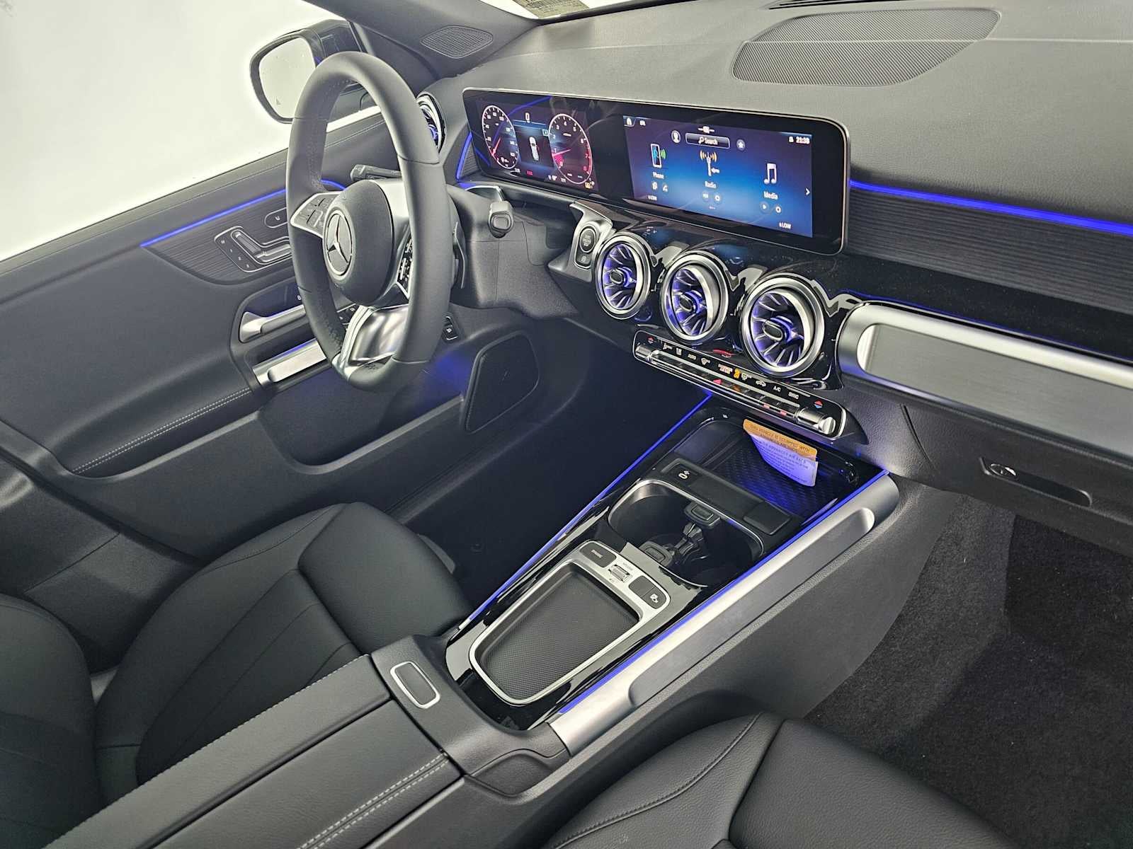 2026 Mercedes-Benz GLB 250 SUV