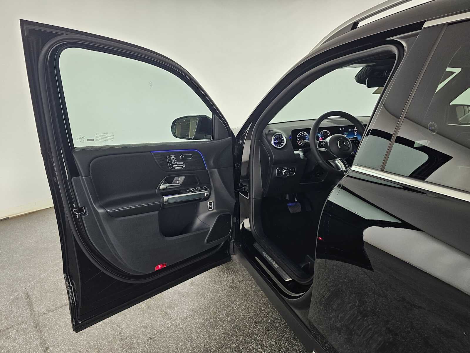 2026 Mercedes-Benz GLB 250 SUV