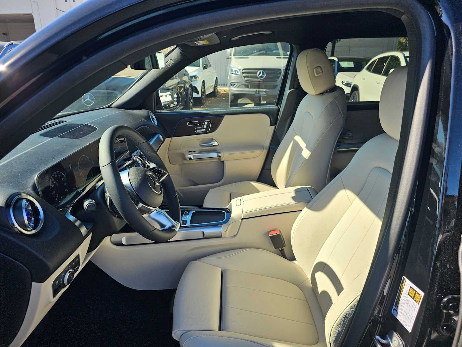 2026 Mercedes-Benz GLB 250 SUV