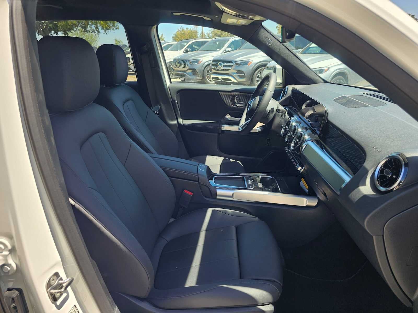 2026 Mercedes-Benz GLB 250 SUV