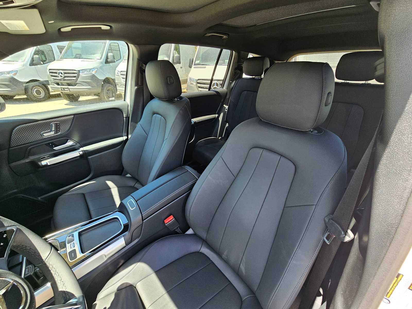 2026 Mercedes-Benz GLB 250 SUV
