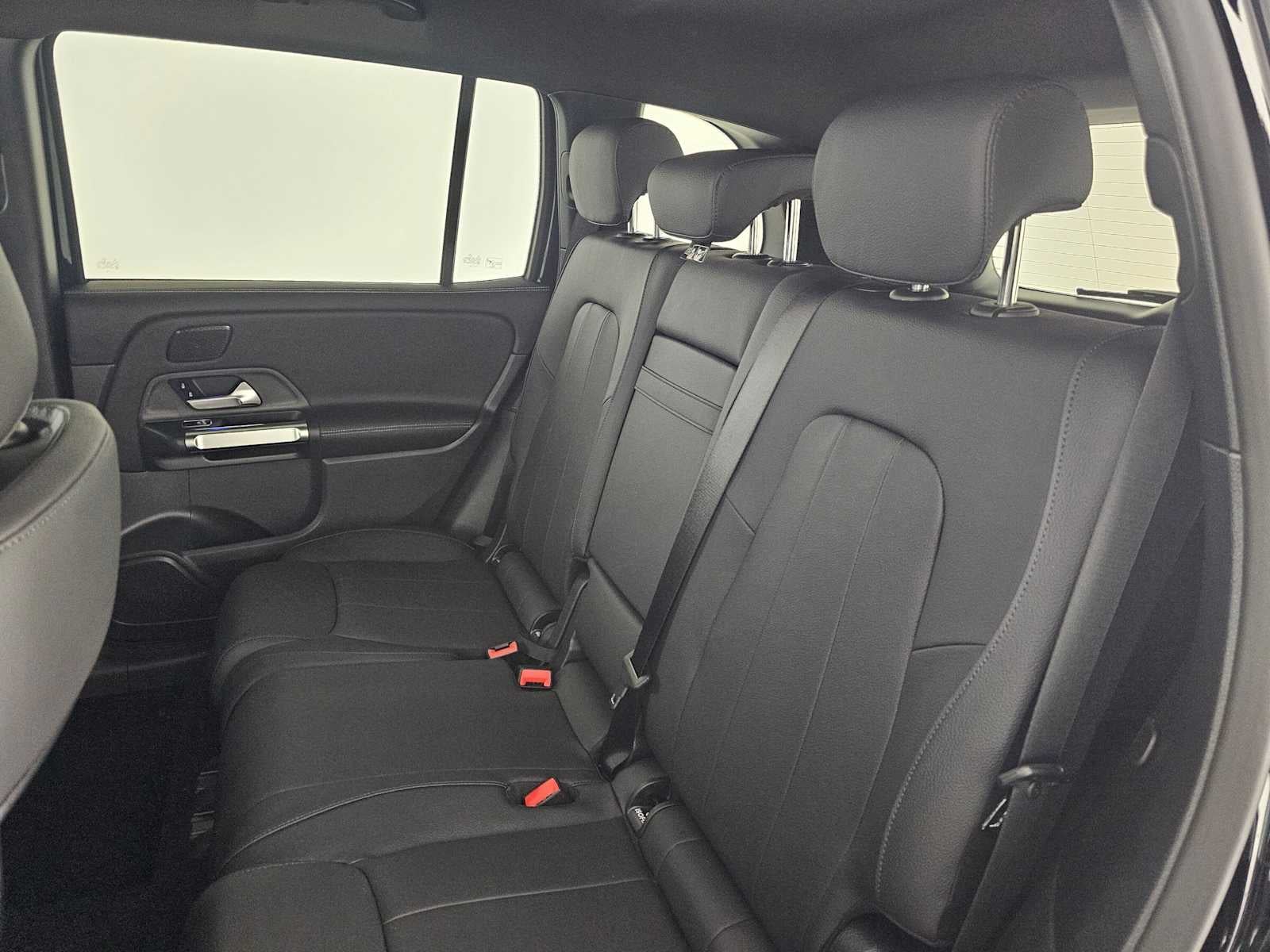 2026 Mercedes-Benz GLB 250 SUV