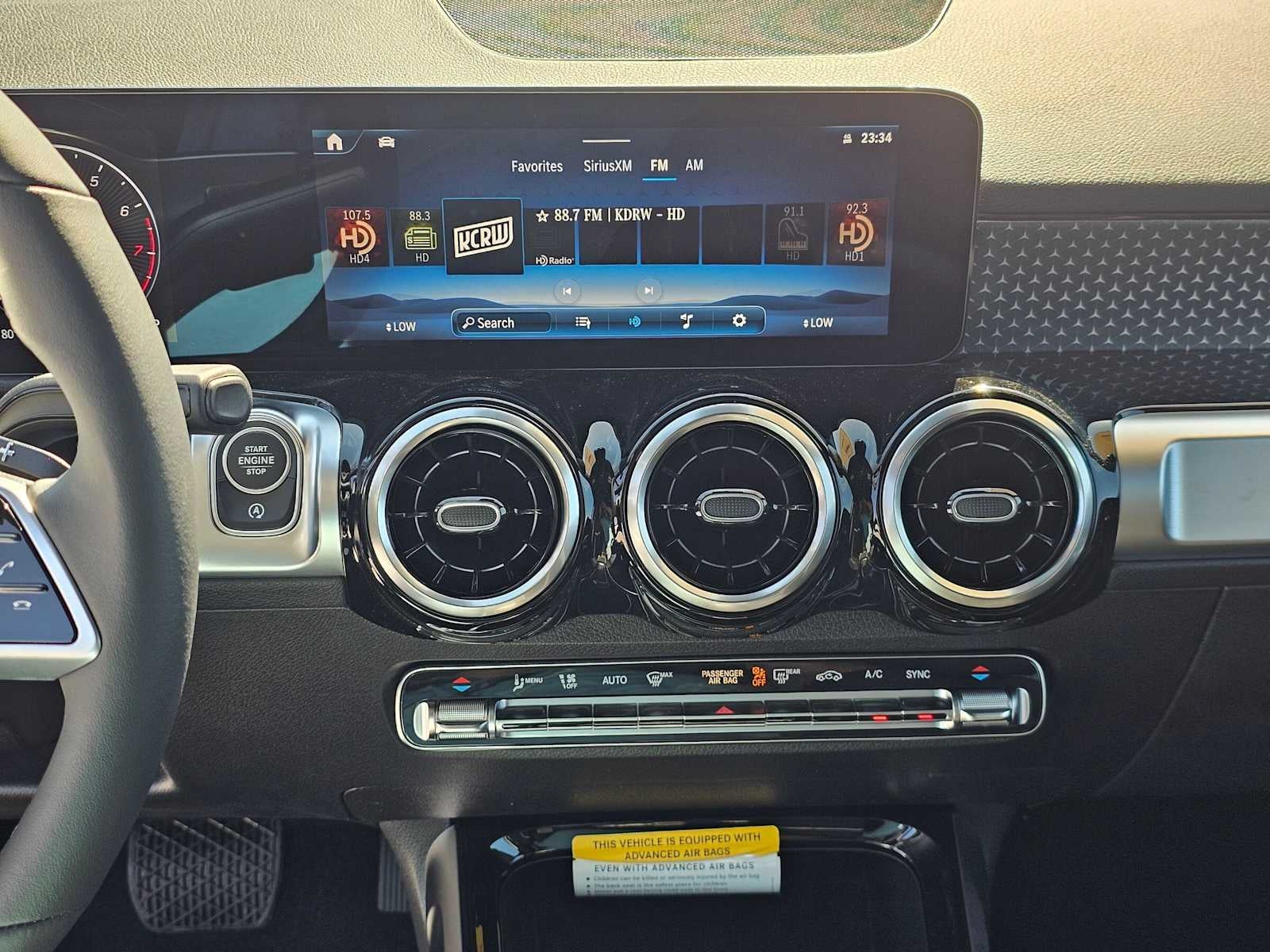 2026 Mercedes-Benz GLB 250 SUV