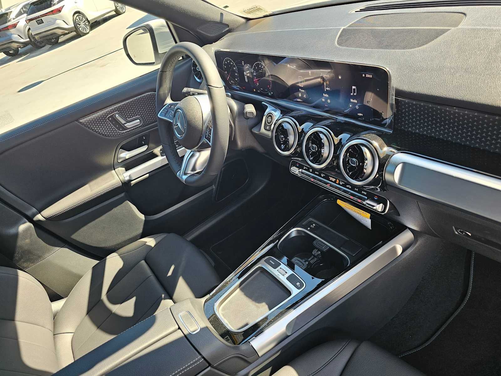 2026 Mercedes-Benz GLB 250 SUV