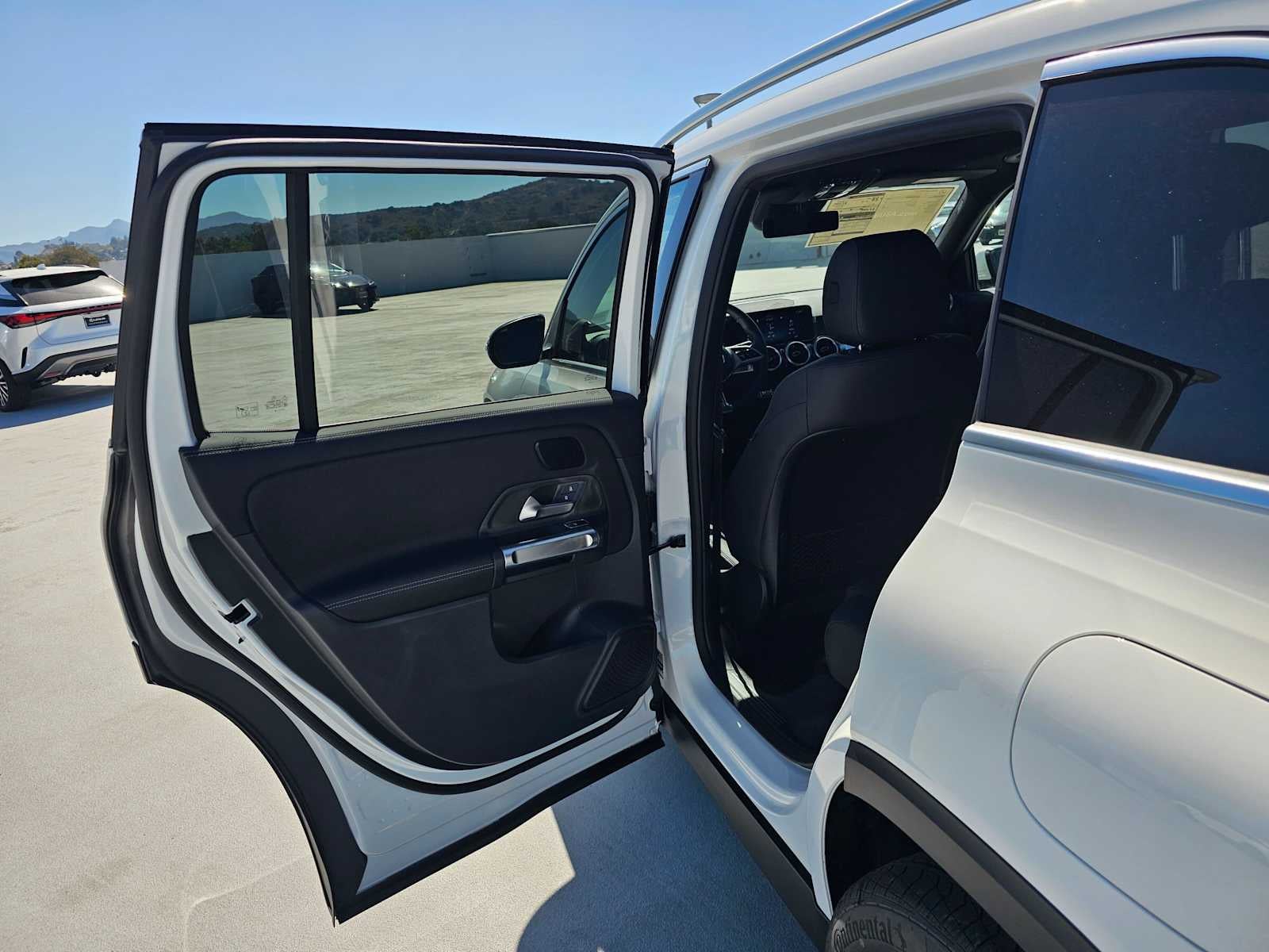 2026 Mercedes-Benz GLB 250 SUV