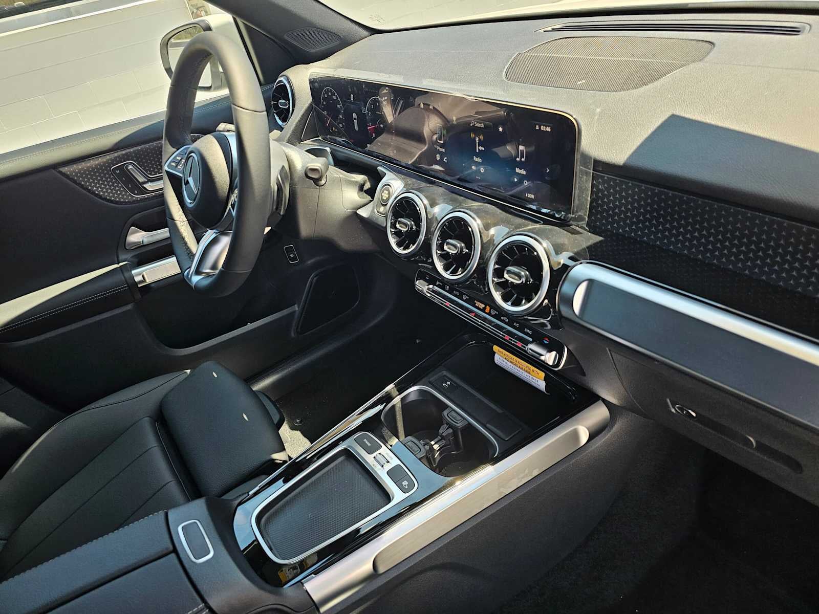 2026 Mercedes-Benz GLB 250 SUV
