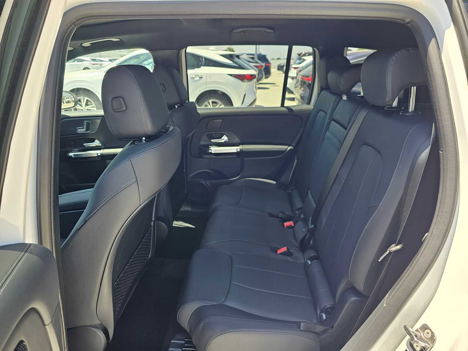 2026 Mercedes-Benz GLB 250 SUV