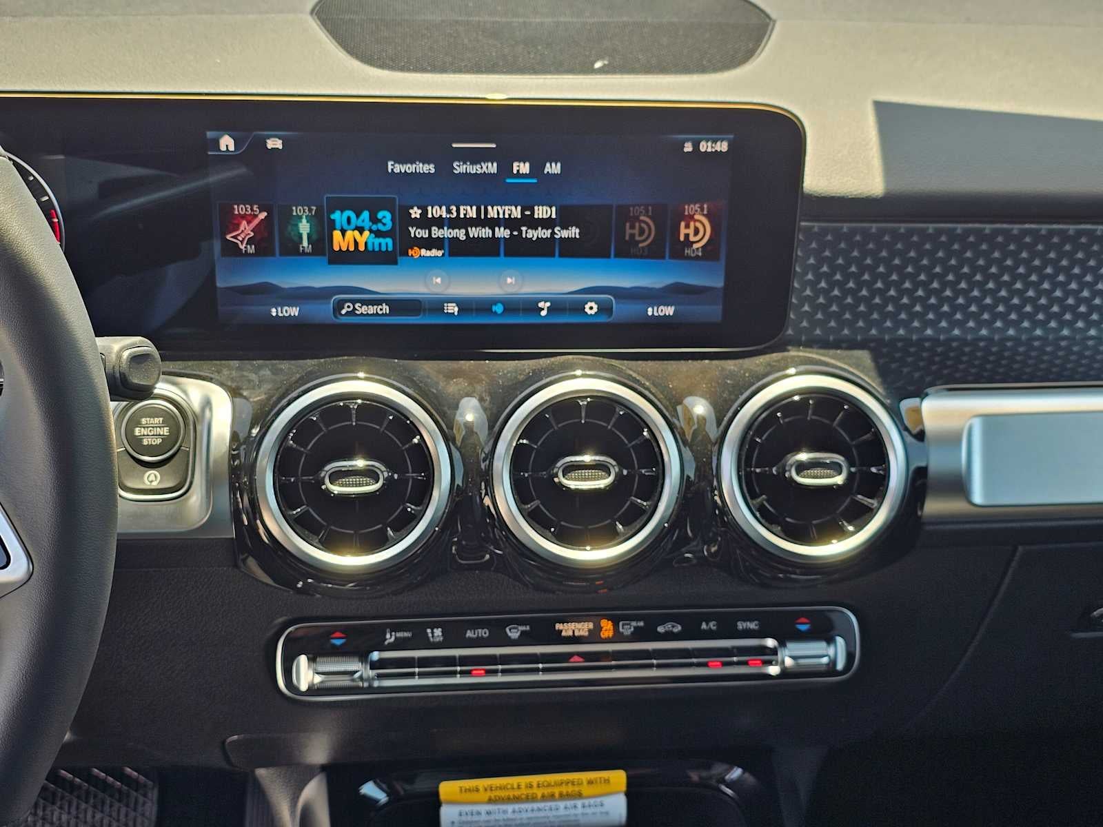 2026 Mercedes-Benz GLB 250 SUV