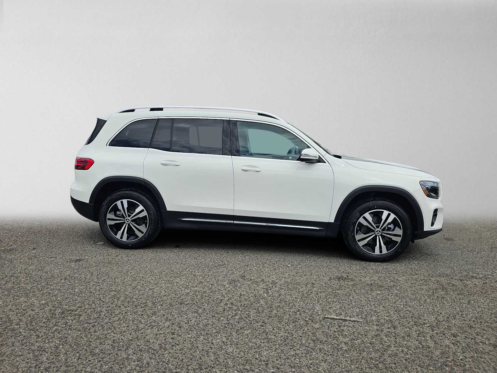 2026 Mercedes-Benz GLB 250 SUV