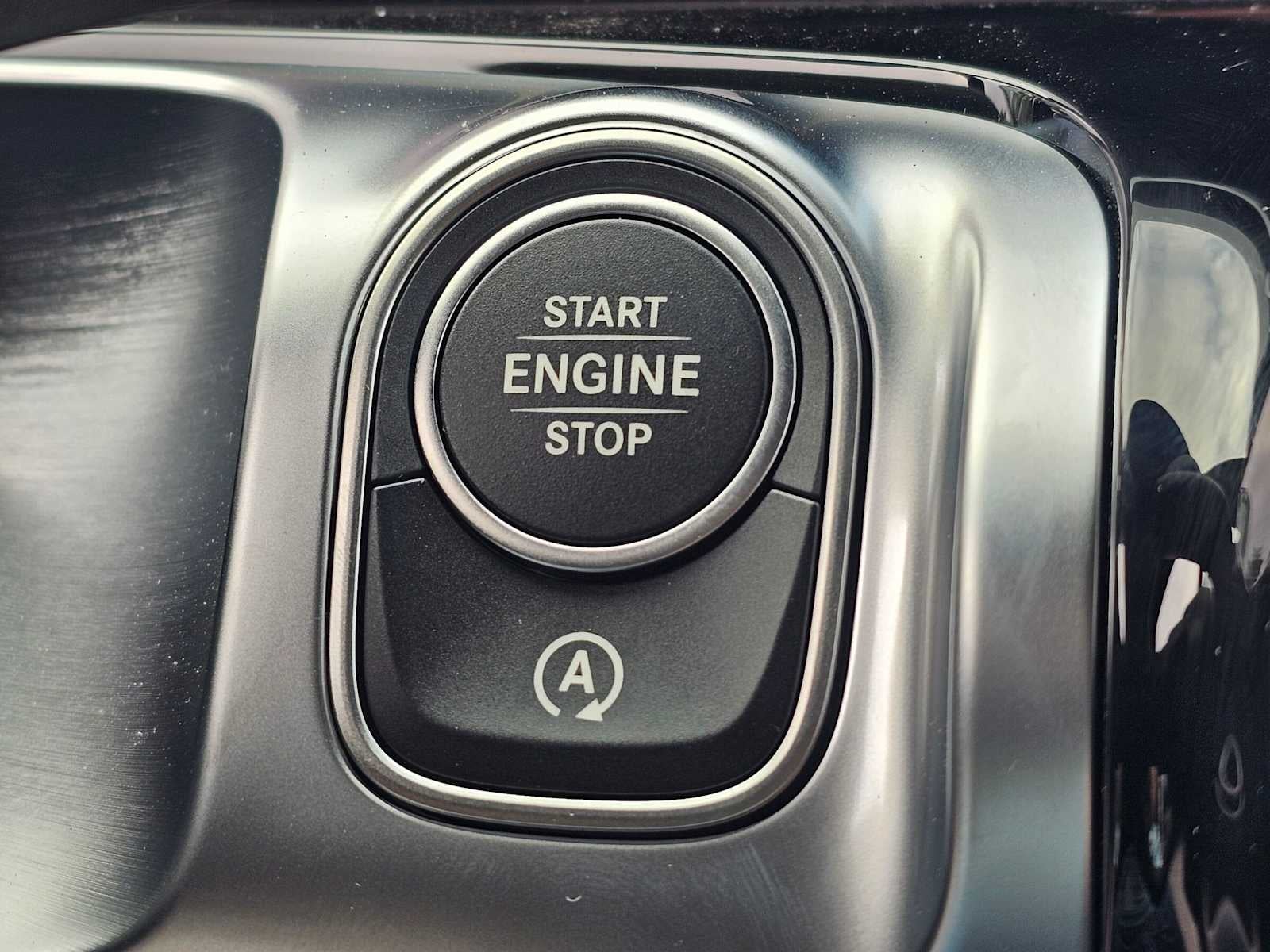 2026 Mercedes-Benz GLB 250 SUV